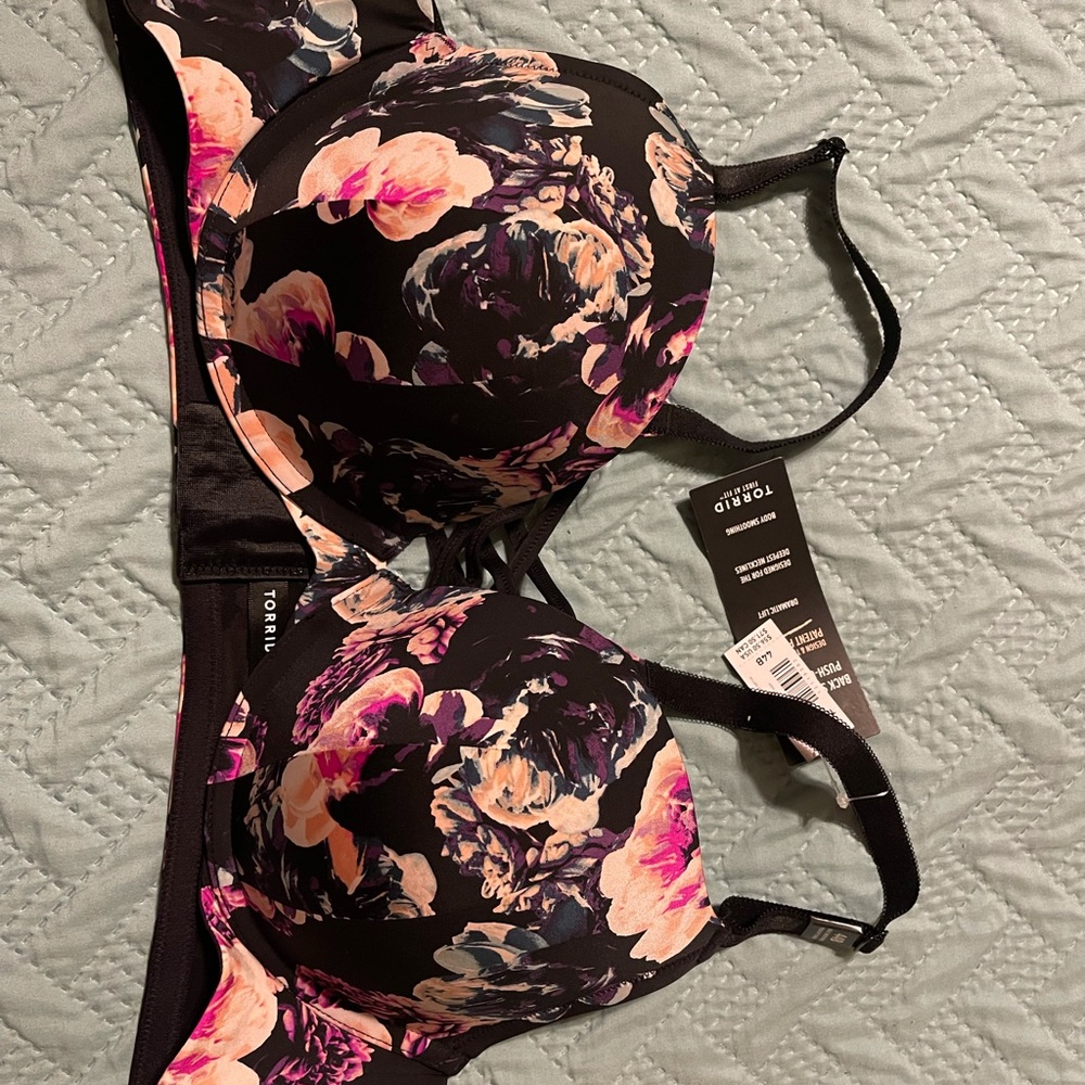 Torrid 44b bra